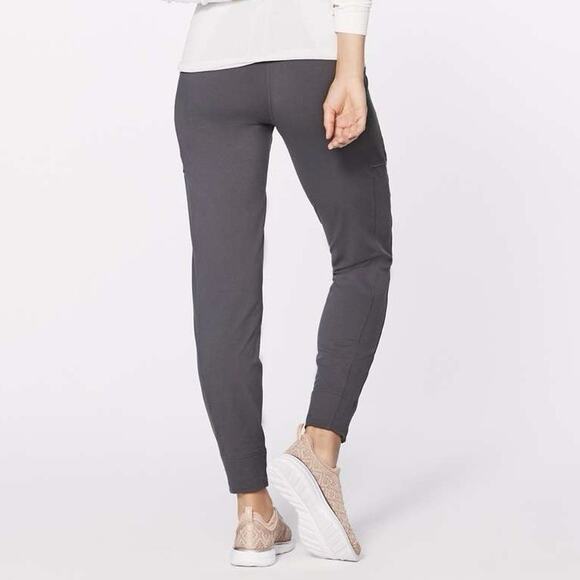Lululemon Run On Jogger Dark Carbon Gray Sz 4 Pants Athletic Athleisure Active - Picture 2 of 16